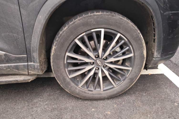 Used Chery Tiggo 8 PLUS Kunpeng e+ 2022 PHEV 1.5T WindStyle e+ Right Front Wheel Hub