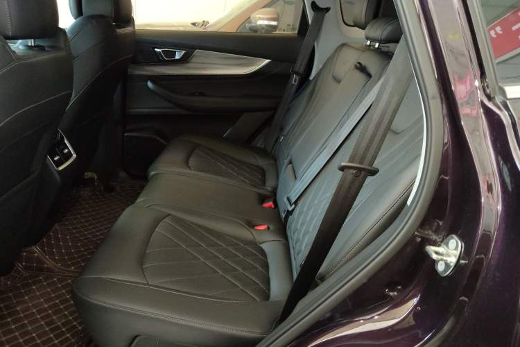 Used Chery Tiggo 8 PLUS Kunpeng e+ 2022 PHEV 1.5T WindStyle e+ Interior 4