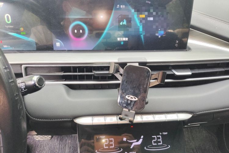 Used Chery Tiggo 8 PLUS Kunpeng e+ 2022 PHEV 1.5T WindStyle e+ Audio And AC Panel