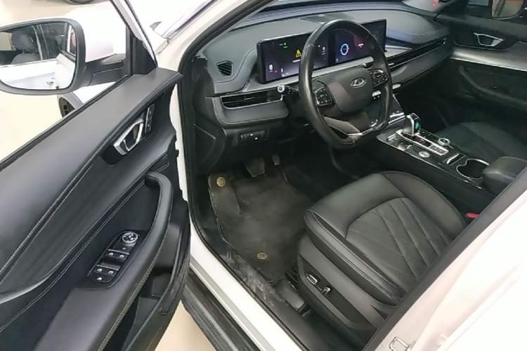 Used Chery Tiggo 8 PLUS Kunpeng e+ 2022 PHEV 1.5T Comfort e+ Driver Seat