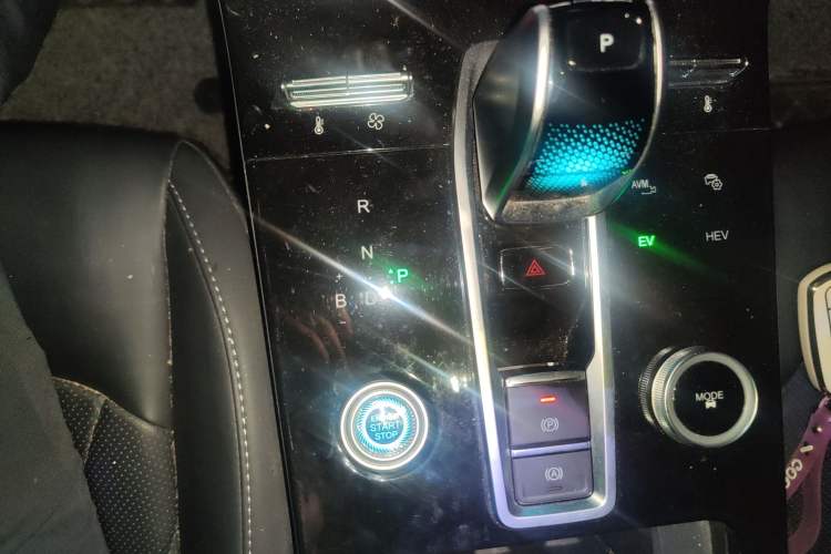 Used Chery Tiggo 8 PLUS Kunpeng e+ 2022 PHEV 1.5T WindStyle e+ Gear Lever