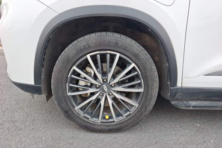 Used Chery Tiggo 8 PLUS Kunpeng e+ 2022 PHEV 1.5T WindStyle e+ Left Front Wheel Hub