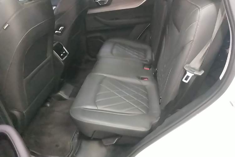 Used Chery Tiggo 8 PLUS Kunpeng e+ 2022 PHEV 1.5T Comfort e+ Left Rear Seat