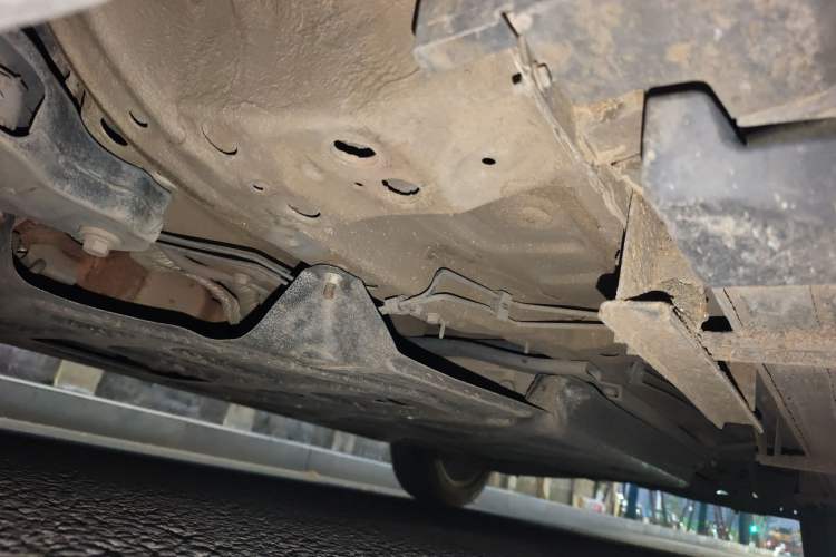 Used Chery Tiggo 8 PLUS Kunpeng e+ 2022 PHEV 1.5T WindStyle e+ Left Side Sill