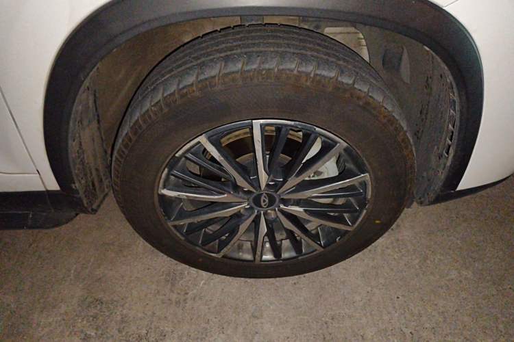 Used Chery Tiggo 8 PLUS Kunpeng e+ 2022 PHEV 1.5T WindStyle e+ Right Front Wheel Hub