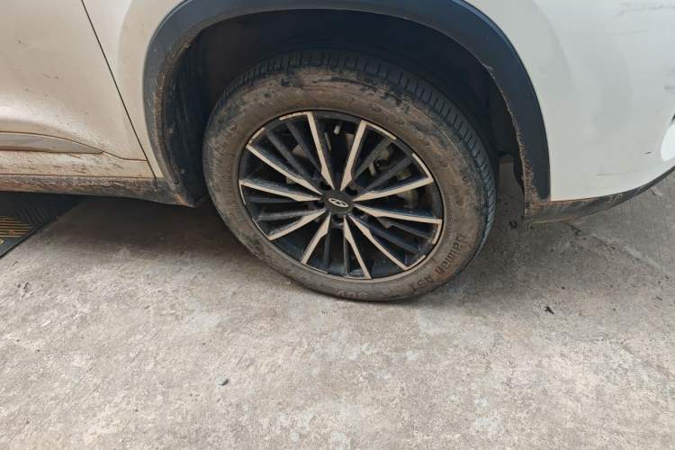 Used Chery Tiggo 8 PLUS Kunpeng e+ 2022 PHEV 1.5T WindStyle e+ Right Front Wheel Hub