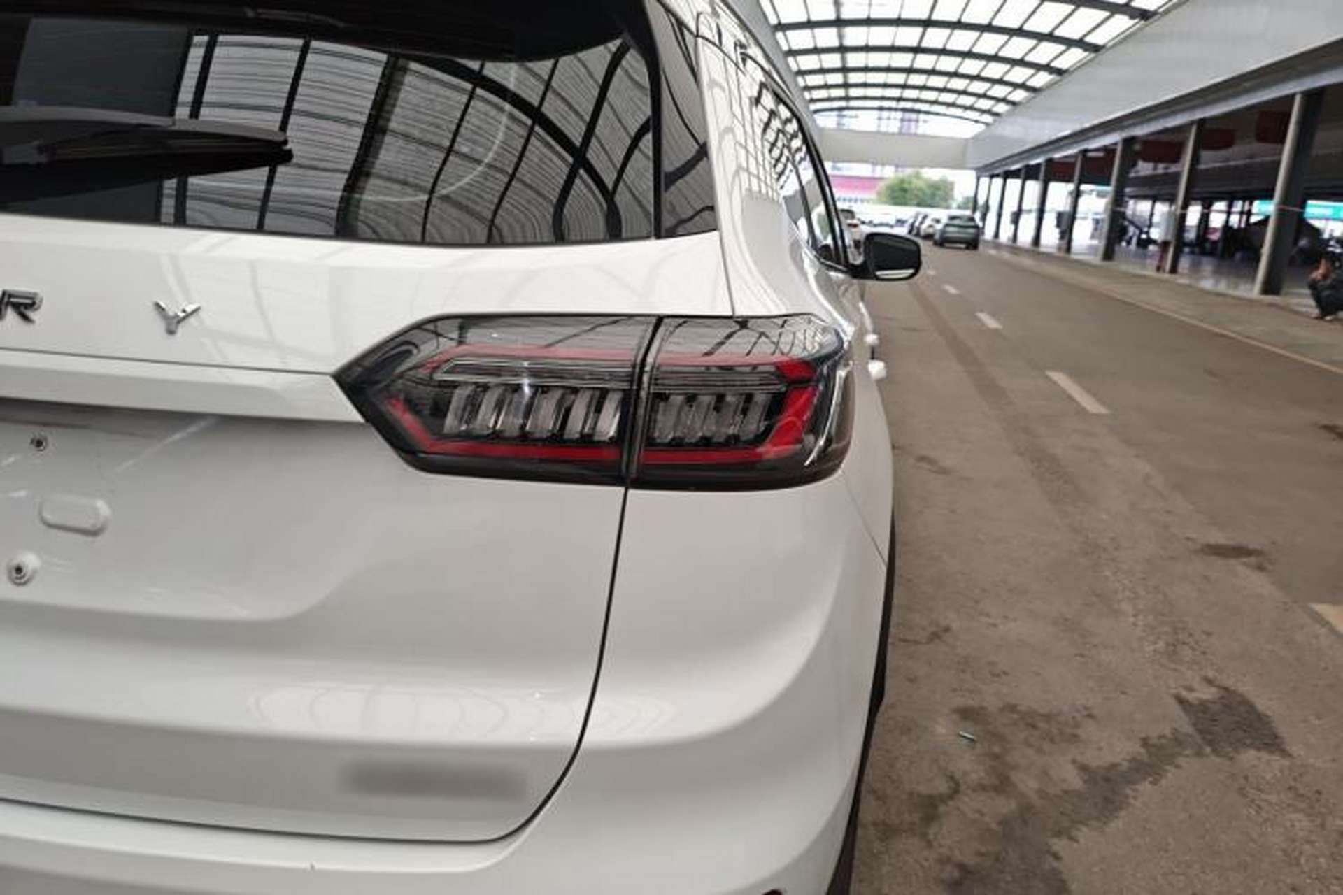 Used Chery Tiggo 8 PLUS Kunpeng e+ 2022 PHEV 1.5T WindStyle e+ Right Rear Taillight