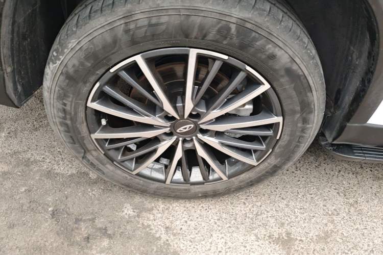 Used Chery Tiggo 8 PLUS Kunpeng e+ 2022 PHEV 1.5T WindStyle e+ Right Rear Wheel Hub