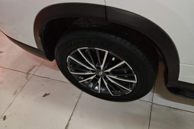 Used Chery Tiggo 8 PLUS Kunpeng e+ 2022 PHEV 1.5T WindStyle e+ Right Rear Wheel Hub