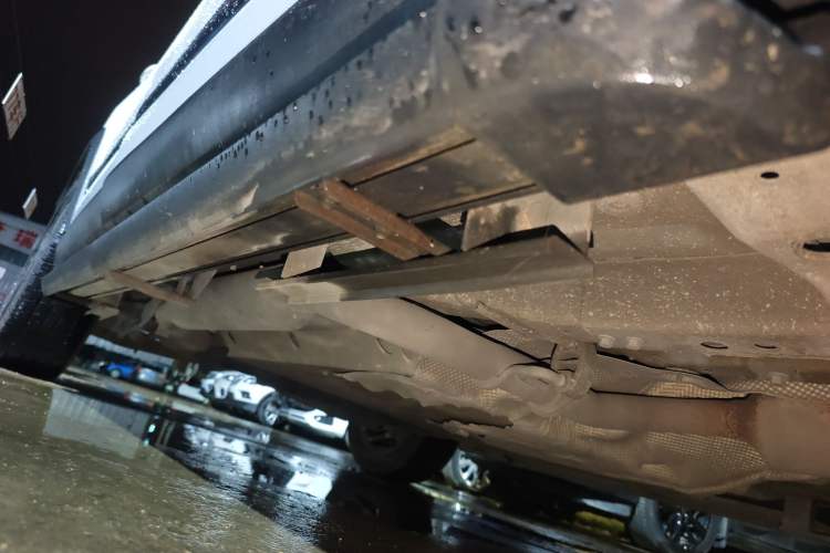 Used Chery Tiggo 8 PLUS Kunpeng e+ 2022 PHEV 1.5T WindStyle e+ Right Side Sill