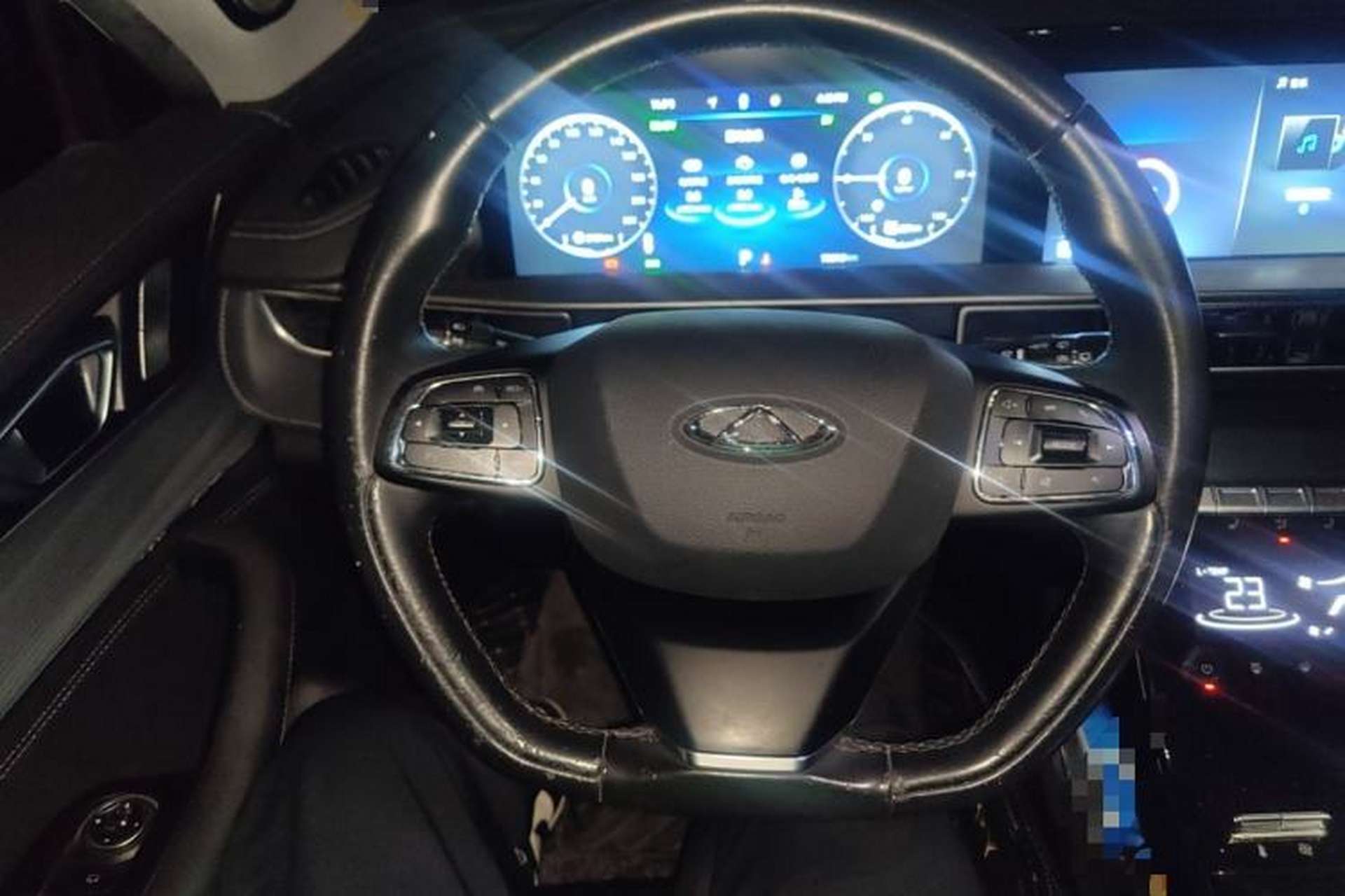 Used Chery Tiggo 8 PLUS Kunpeng e+ 2022 PHEV 1.5T WindStyle e+ Steering Wheel