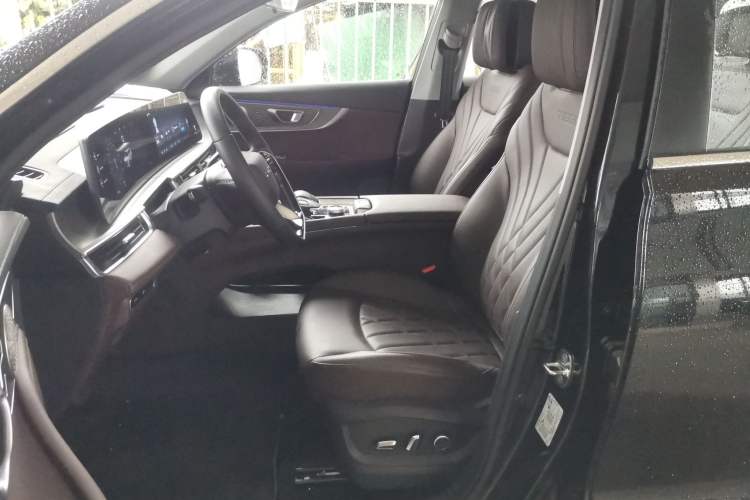 Used Chery Tiggo 8 PRO 2024 Champion Edition 390T Two-Wheel Drive Aoshi Version 5 Seats Left Front Seat
