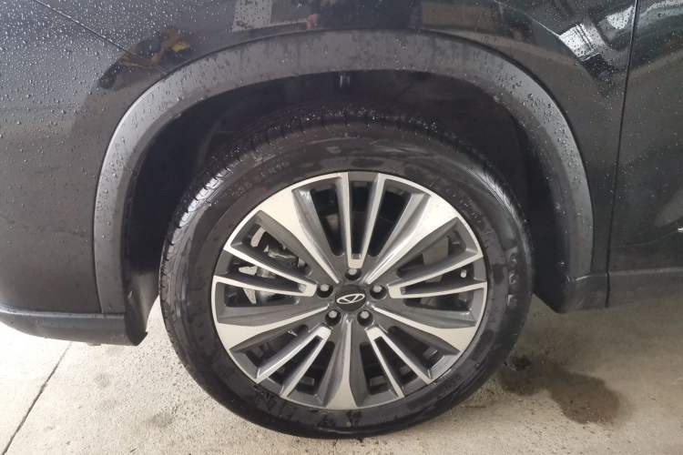 Used Chery Tiggo 8 PRO 2024 Champion Edition 390T Two-Wheel Drive Aoshi Version 5 Seats Left Front Wheel Hub