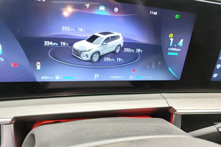 Used Chery Tiggo 8 PRO 2022 390T Two-Wheel Drive Sky Dome Edition 5 Seats Odometer Close Up