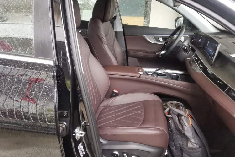 Used Chery Tiggo 8 PRO 2024 Champion Edition 390T Two-Wheel Drive Aoshi Version 5 Seats Right Front Seat