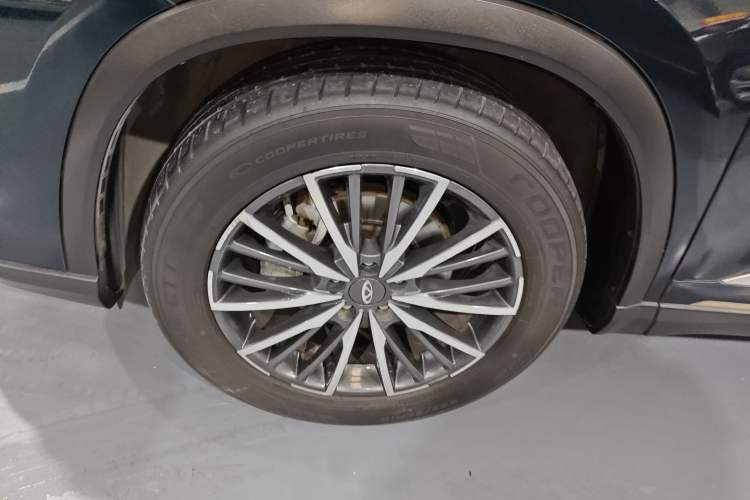 Used Chery Tiggo 8 PRO 2022 290T Two-Wheel Drive Haohan Edition 7 Seats Left Front Wheel Hub