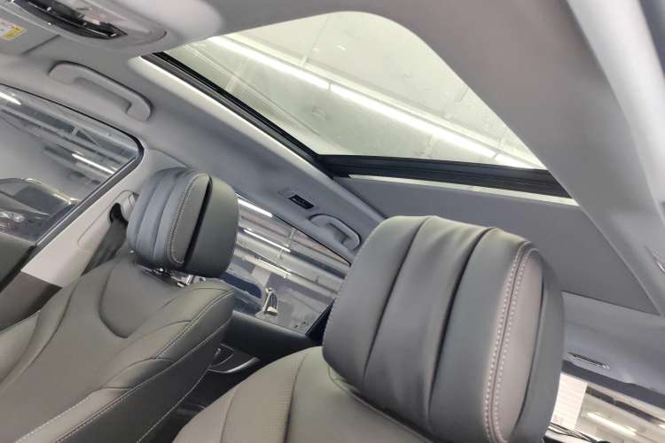 Used Chery Tiggo 8 PRO 2024 Champion Edition 290T Two-Wheel Drive Shining Version 7 Seats Headliner