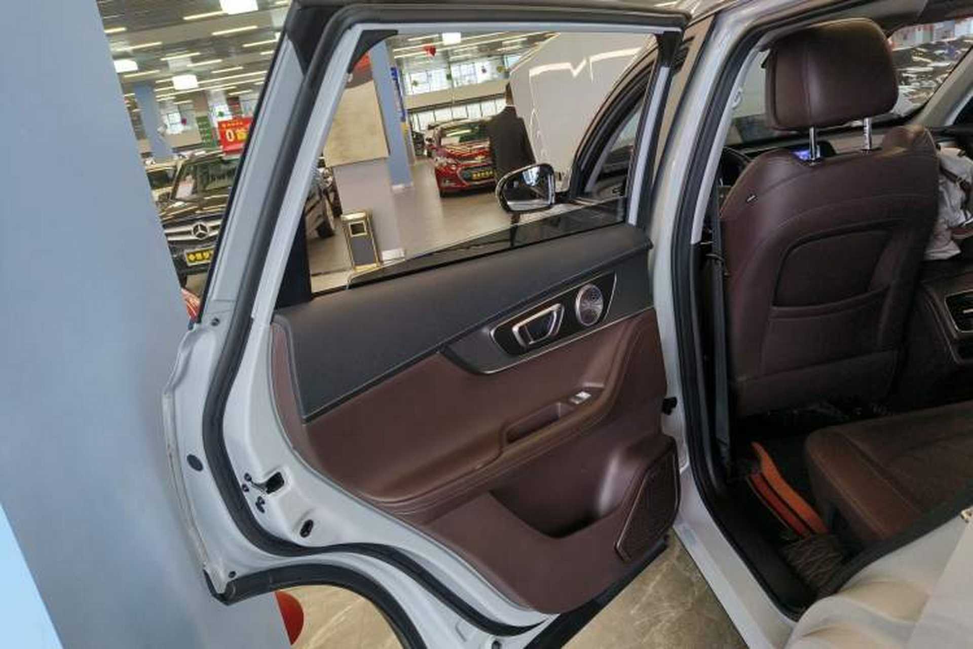 Used Chery Tiggo 8 PRO 2022 290T Two-Wheel Drive Haohan Edition 5 Seats Interior 8