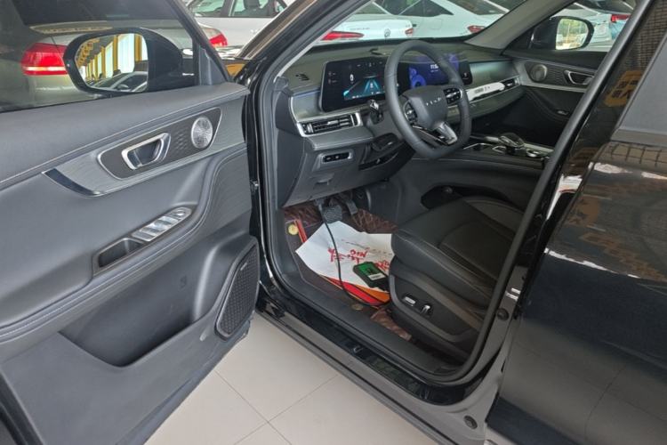 Used Chery Tiggo 8 PRO 2022 290T Two-Wheel Drive Sky Dome Edition 5 Seats Driver Seat