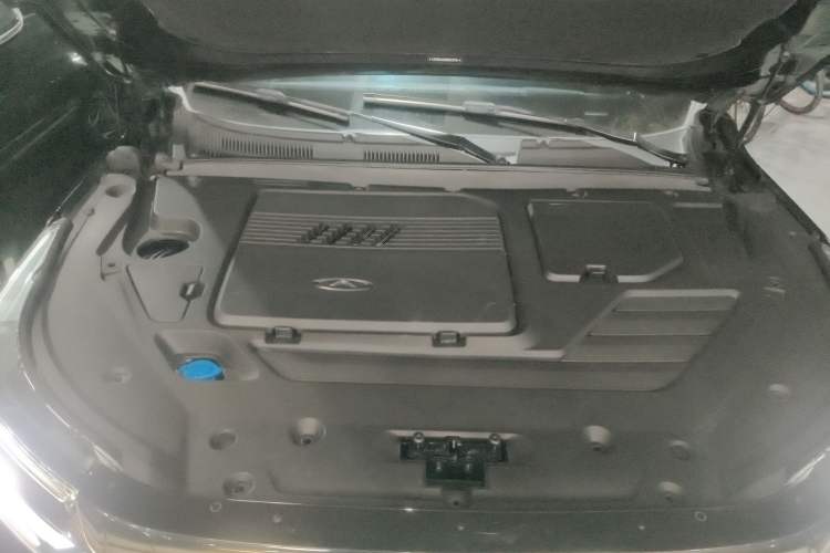 Used Chery Tiggo 8 PRO 2022 390T Two-Wheel Drive Vast Edition 5 Seats Engine Bay