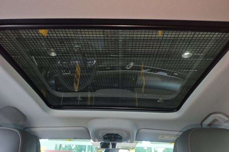 Used Chery Tiggo 8 PRO 2022 290T Two-Wheel Drive Sky Dome Edition 5 Seats Headliner