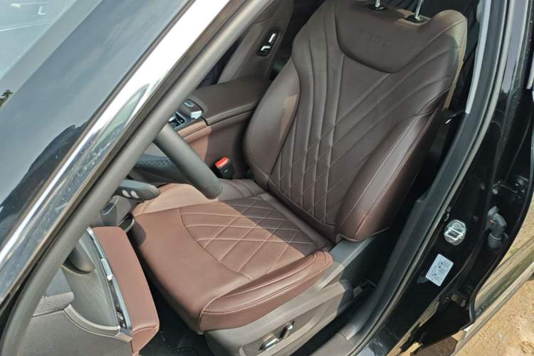 Used Chery Tiggo 8 PRO 2022 290T Two-Wheel Drive Haohan Edition 5 Seats Left Front Seat