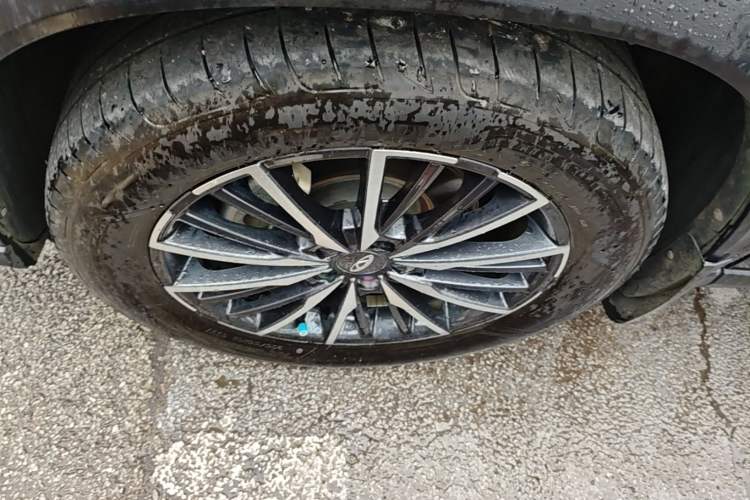 Used Chery Tiggo 8 PRO 2022 290T Two-Wheel Drive Sky Dome Edition 5 Seats Left Front Wheel Hub