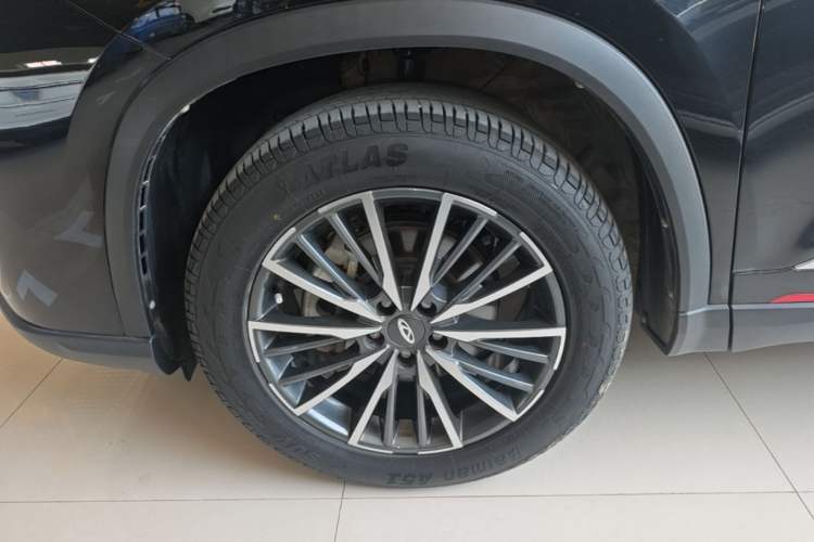 Used Chery Tiggo 8 PRO 2022 290T Two-Wheel Drive Sky Dome Edition 5 Seats Left Front Wheel Hub