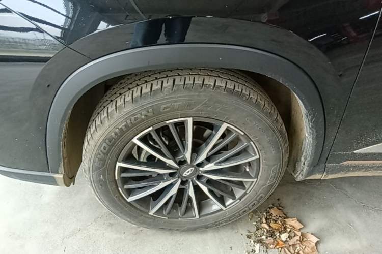 Used Chery Tiggo 8 PRO 2022 290T Two-Wheel Drive Haohan Edition 5 Seats Left Front Wheel Hub