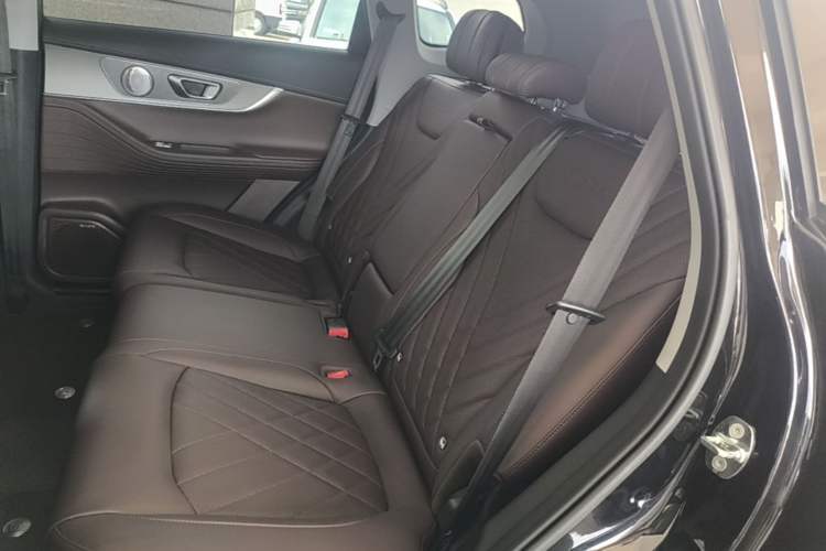 Used Chery Tiggo 8 PRO 2022 290T Two-Wheel Drive Haohan Edition 5 Seats Left Rear Seat