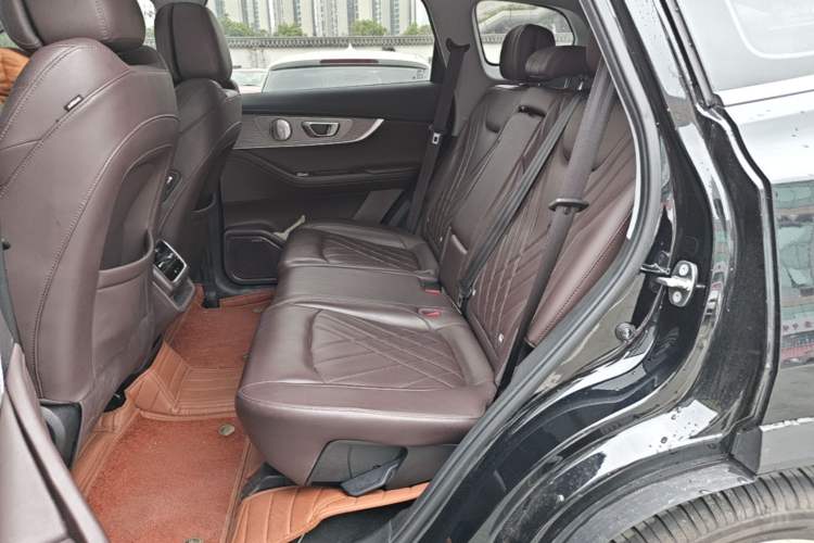 Used Chery Tiggo 8 PRO 2022 390T Four-Wheel Drive Storm Edition 5 Seats Left Rear Seat