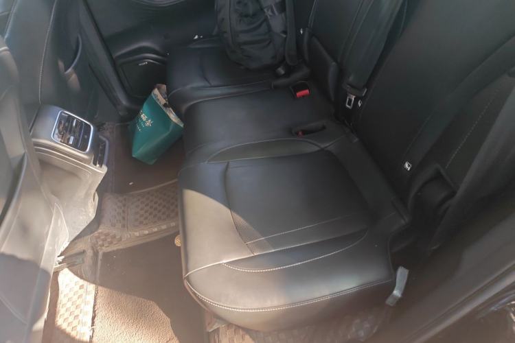 Used Chery Tiggo 8 PRO 2022 290T Two-Wheel Drive Sky Dome Edition 7 Seats Left Rear Seat