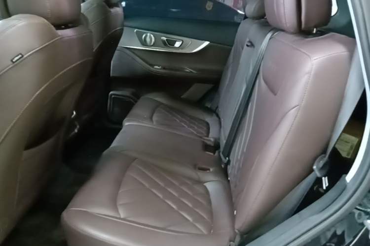 Used Chery Tiggo 8 PRO 2022 290T Two-Wheel Drive Haohan Edition 5 Seats Left Rear Seat