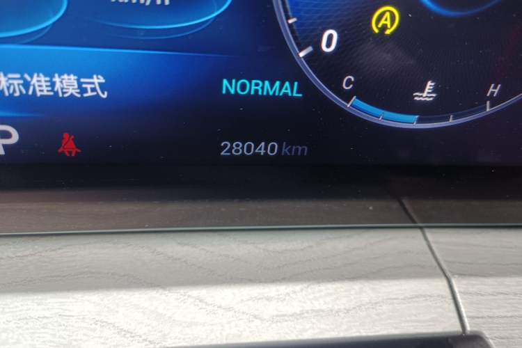 Used Chery Tiggo 8 PRO 2022 390T All-Wheel-Drive Ocean Edition 5 Seats Odometer Close Up
