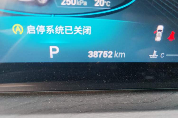 Used Chery Tiggo 8 PRO 2022 390T Two-Wheel Drive Haohan Edition 7-Seater Odometer Close Up