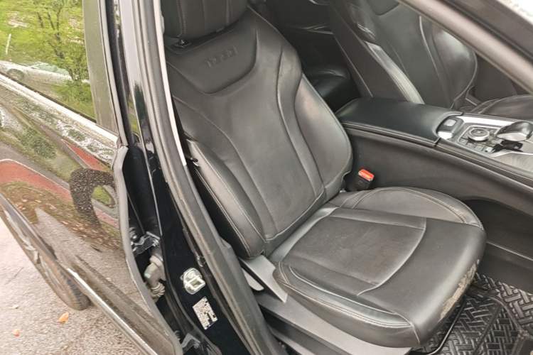 Used Chery Tiggo 8 PRO 2022 290T Two-Wheel Drive Sky Dome Edition 5 Seats Right Front Seat