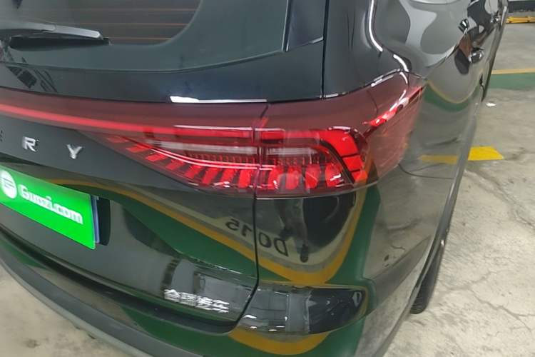 Used Chery Tiggo 8 PRO 2022 290T Two-Wheel Drive Haohan Edition 5 Seats Right Rear Taillight