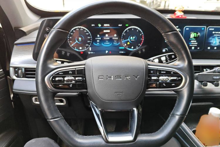 Used Chery Tiggo 8 PRO 2022 390T Two-Wheel Drive Sky Dome Edition 5 Seats Steering Wheel