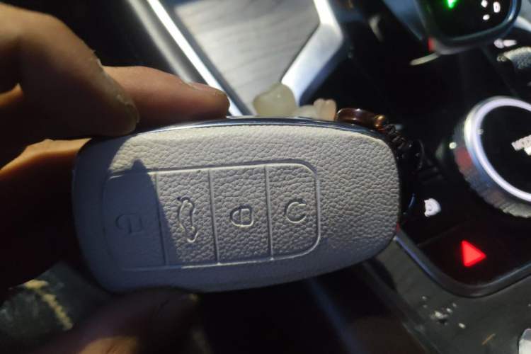 Used Chery Tiggo 8 PRO 2022 290T Two-Wheel Drive Haohan Edition 5 Seats Vehicle Key