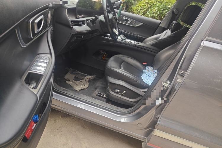Used Chery Tiggo 8 PRO 2022 290T Two-Wheel Drive Sky Dome Edition 7 Seats Driver Seat