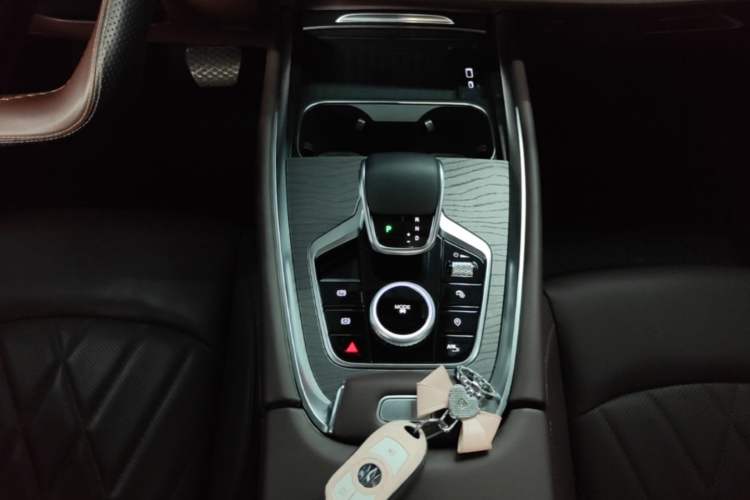 Used Chery Tiggo 8 PRO 2022 290T Two-Wheel Drive Haohan Edition 5 Seats Gear Lever