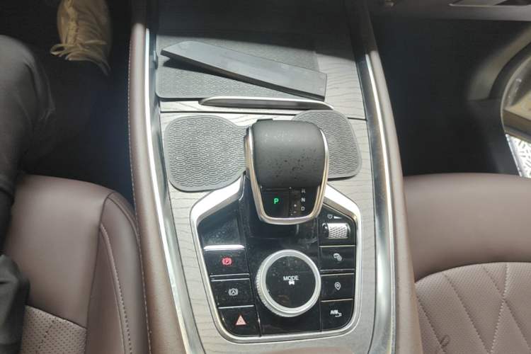 Used Chery Tiggo 8 PRO 2022 290T Two-Wheel Drive Haohan Edition 5 Seats Gear Lever
