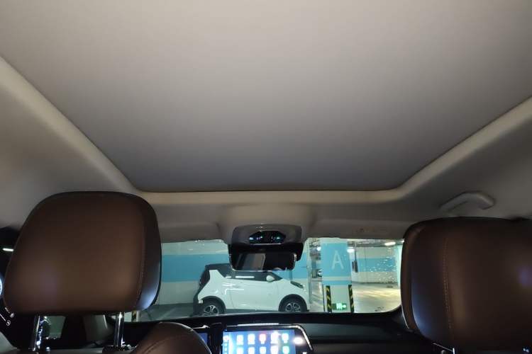 Used Chery Tiggo 8 PRO 2022 290T Two-Wheel Drive Haohan Edition 5 Seats Headliner