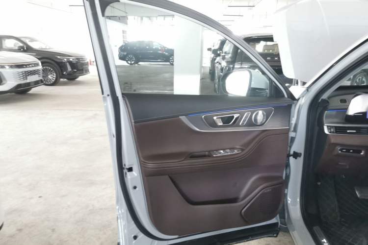 Used Chery Tiggo 8 PRO 2022 390T Four-Wheel Drive Storm Edition 5 Seats Left Front Door Interior