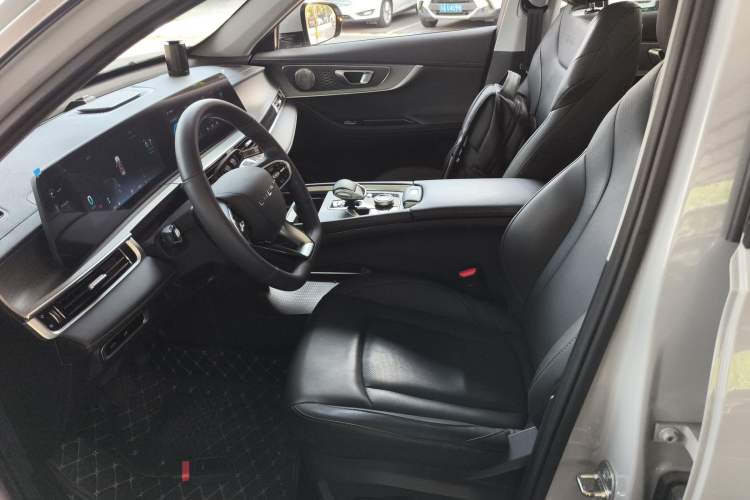 Used Chery Tiggo 8 PRO 2022 290T Two-Wheel Drive Sky Dome Edition 5 Seats Left Front Seat