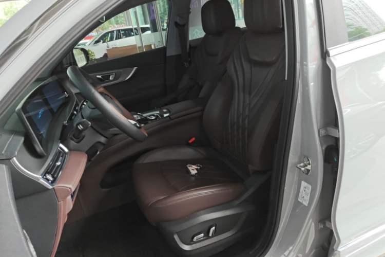 Used Chery Tiggo 8 PRO 2022 290T Two-Wheel Drive Haohan Edition 5 Seats Left Front Seat