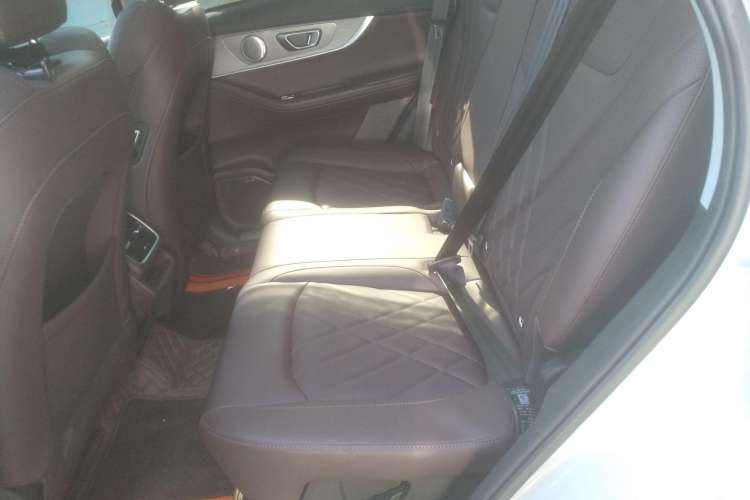 Used Chery Tiggo 8 PRO 2022 290T Two-Wheel Drive Haohan Edition 5 Seats Left Rear Seat