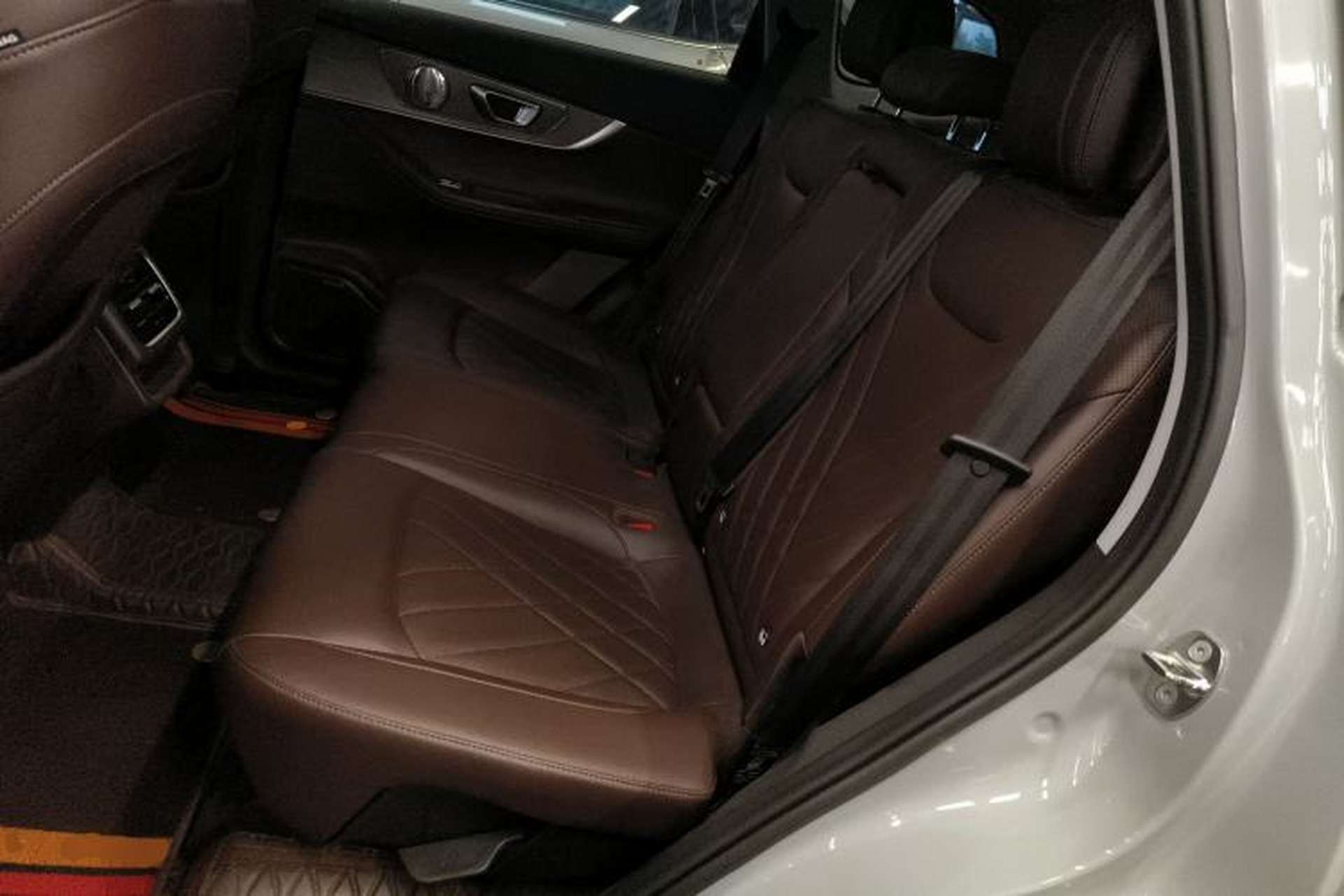 Used Chery Tiggo 8 PRO 2022 290T Two-Wheel Drive Haohan Edition 5 Seats Left Rear Seat