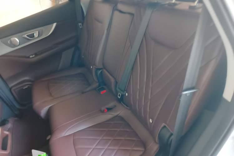 Used Chery Tiggo 8 PRO 2022 290T Two-Wheel Drive Haohan Edition 7 Seats Left Rear Seat