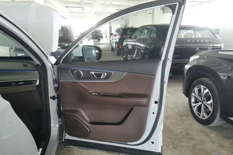 Used Chery Tiggo 8 PRO 2022 390T Four-Wheel Drive Storm Edition 5 Seats Right Front Door Interior